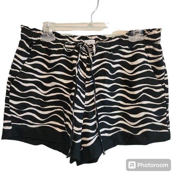 ANN TAYLOR LOFT PULL ON LINEN BLEND SHORTS WITH POCKETS SIZE M - Picture 1 of 4